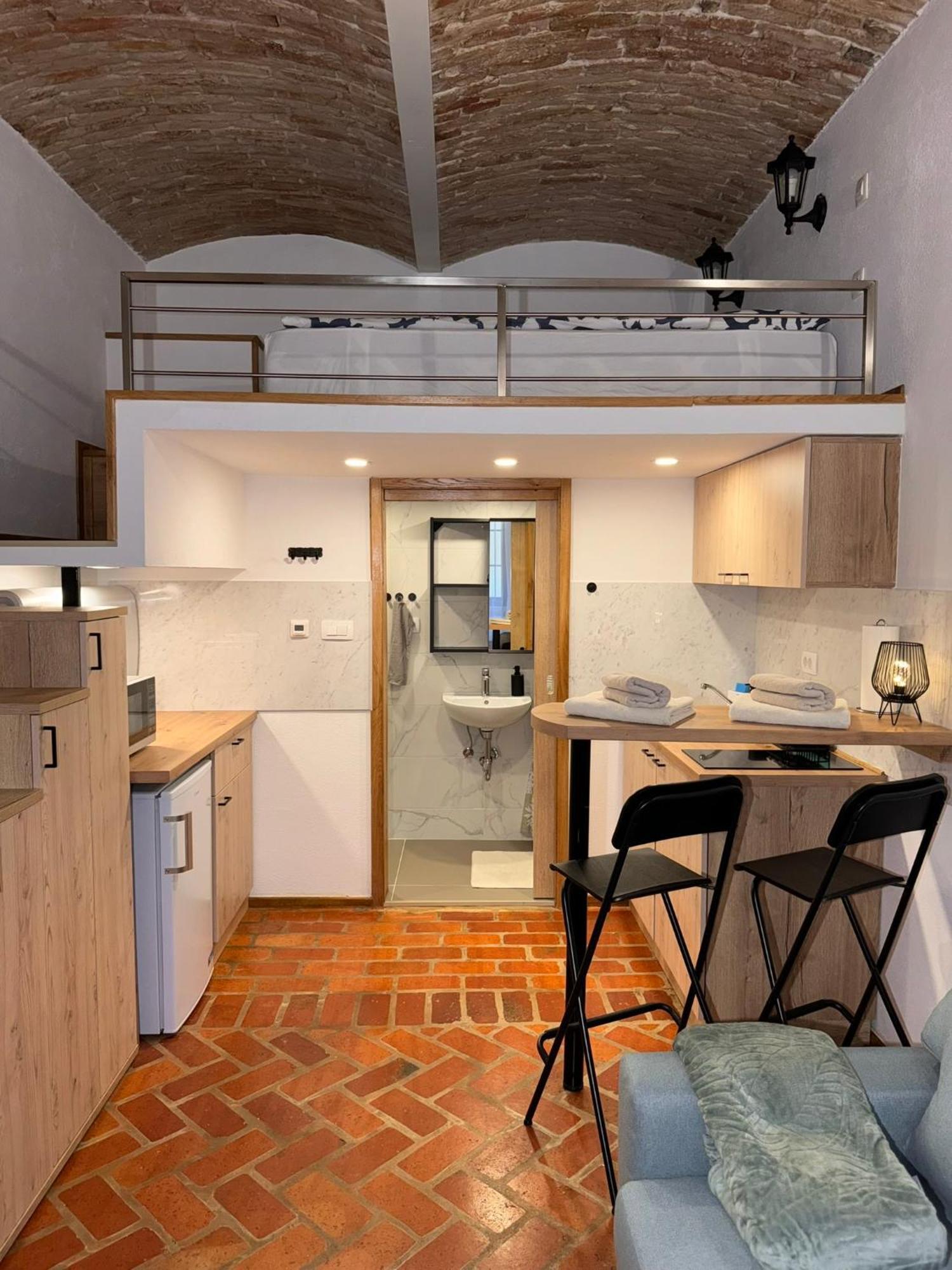Zenroom Apartments 卢布尔雅那 外观 照片